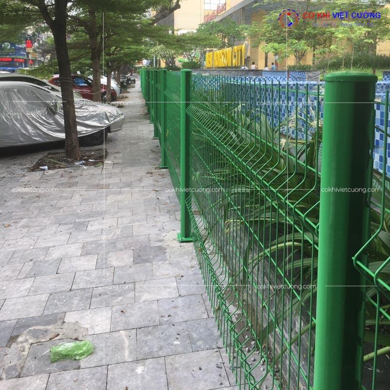 alt text báo giá thi công hàng rào lưới thép hàn chuyên nghiệp, giá tốt nhất